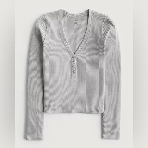 NEW Hollister Gilly Hicks Waffle Henley Button Long Sleeve Womens Size XXS - Picture 1 of 11